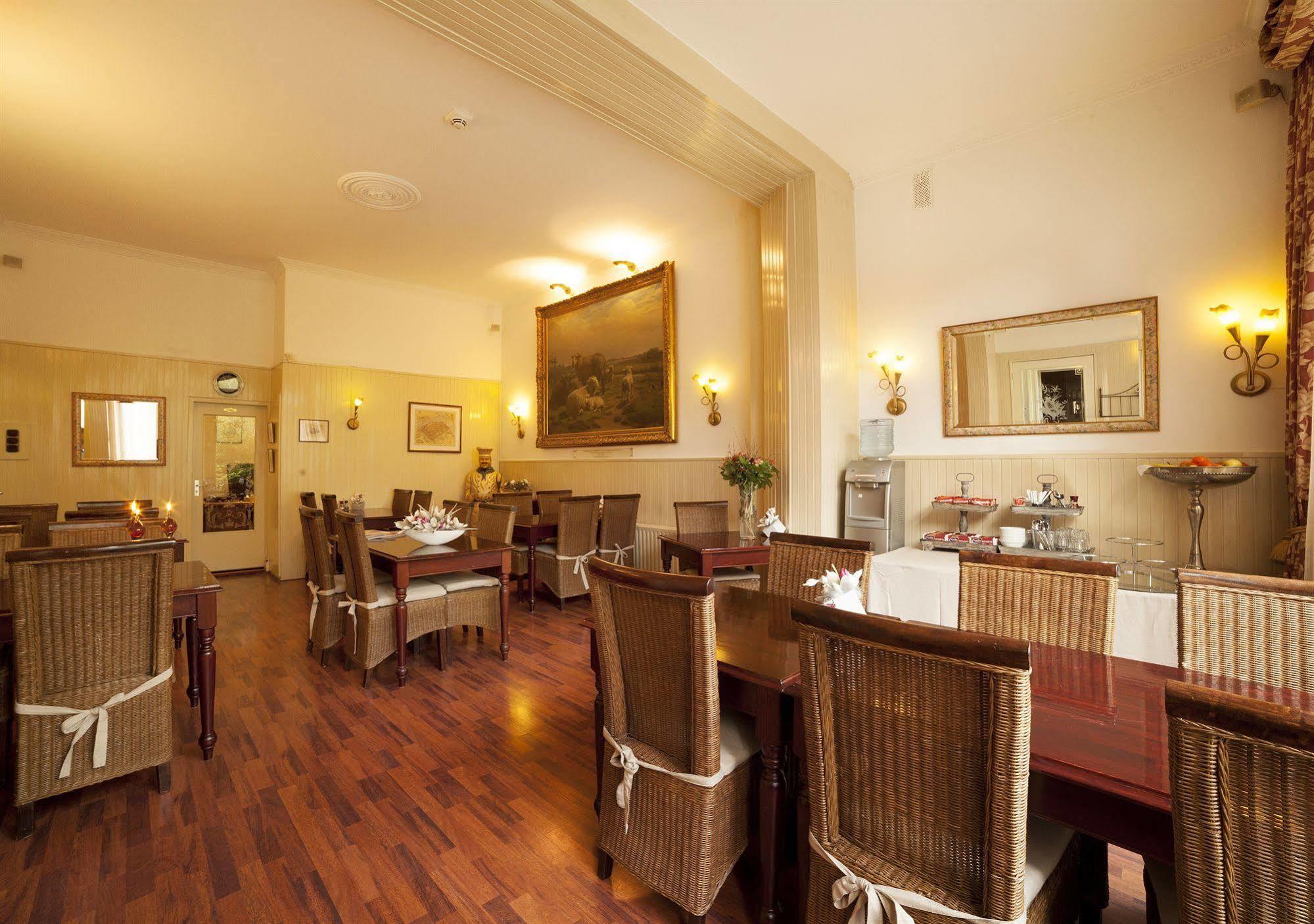 Hotel Dordrecht Luaran gambar